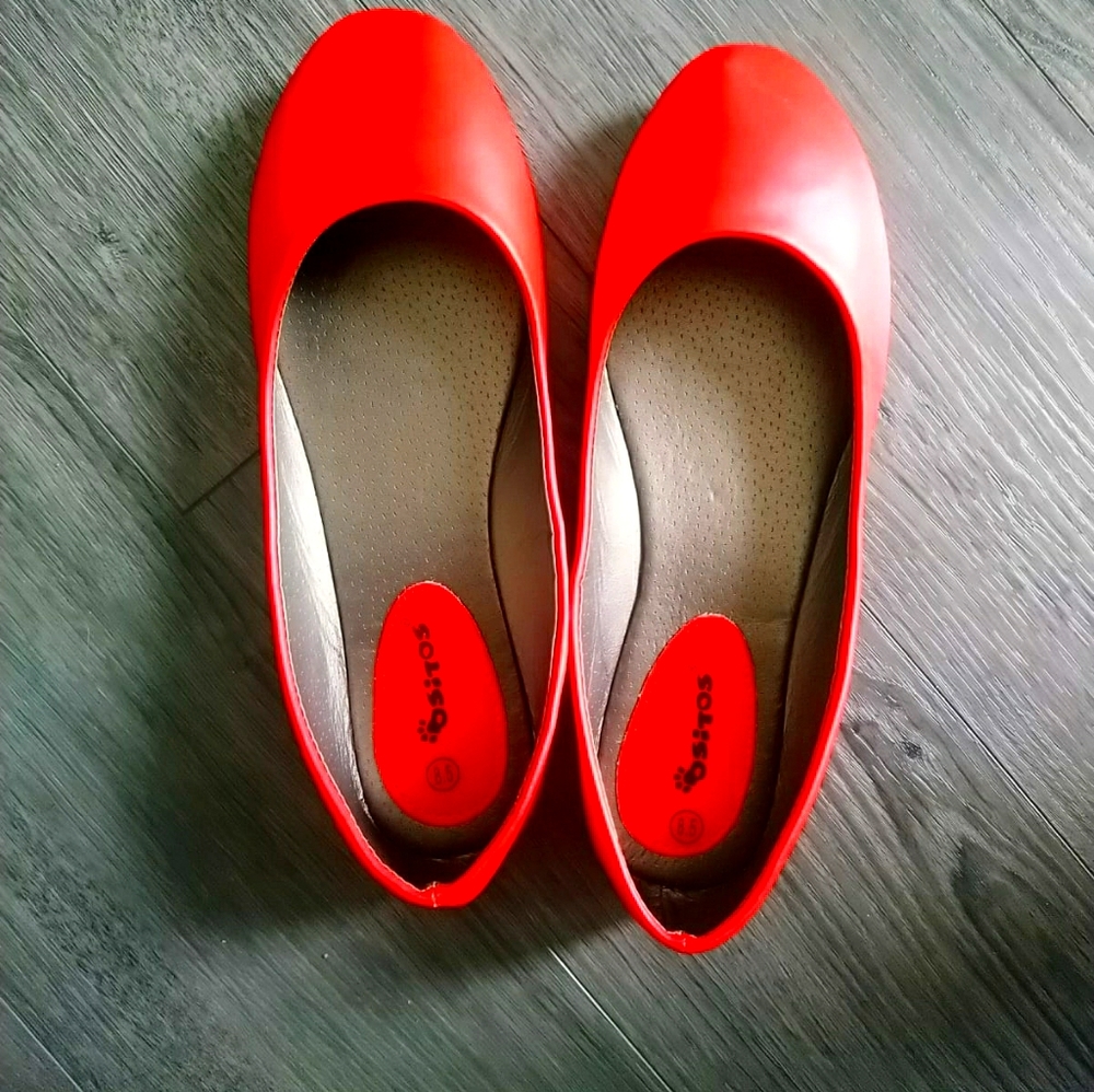 Ladies Casual Flats